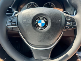 BMW 5 Series foto 11