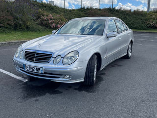 Mercedes E-Class foto 2