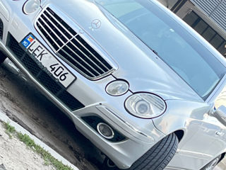 Mercedes E-Class foto 3