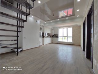 Новострой 96m Два Уровня