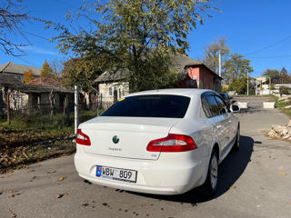 Skoda Superb foto 4