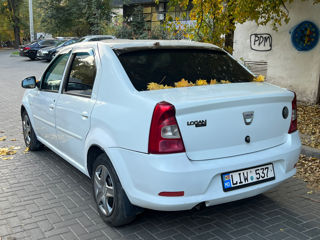 Dacia Logan foto 4