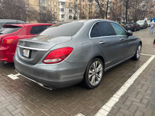 Mercedes C-Class foto 3