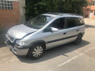 Opel Zafira foto 7