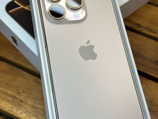 iPhone 16 Pro,Desert Titanium. foto 2