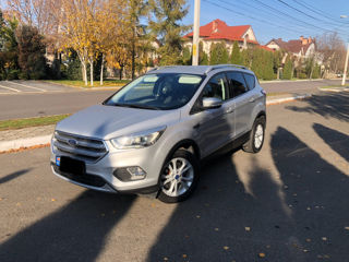 Ford Kuga foto 8