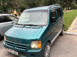 Suzuki Wagon R+ foto 4