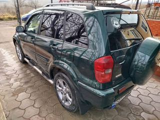 Toyota Rav 4 foto 3