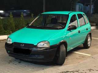 Opel Corsa foto 2