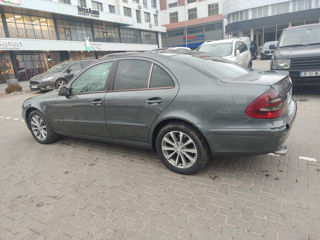 Mercedes E-Class foto 3