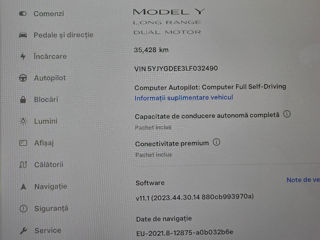 Tesla Model Y foto 8