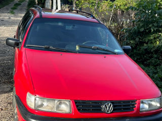 Volkswagen Passat foto 1