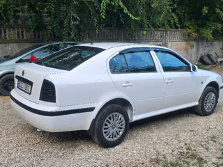 Skoda Octavia foto 6