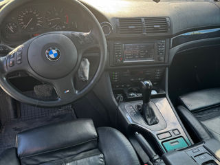 BMW 5 Series foto 7