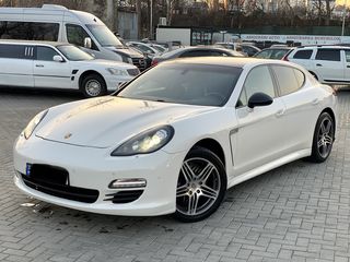 Porsche Panamera foto 2