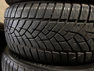 R18 225/50 GoodYear UltraGrip Performance foto 2