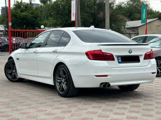 BMW 5 Series foto 3