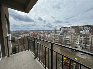 Apartament cu 3 camere, 83 m², Buiucani, Chișinău foto 2