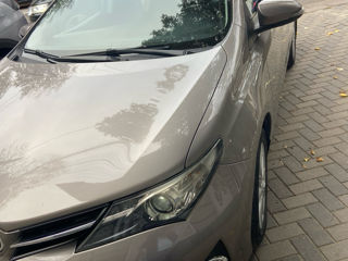 Toyota Auris foto 8