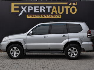 Toyota Land Cruiser Prado foto 4