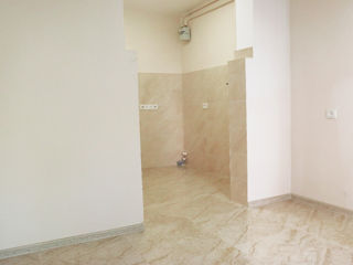 Apartament cu 3 camere, 92 m², Botanica, Chișinău foto 3