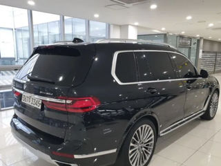 BMW X7 фото 2