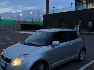 Suzuki Swift foto 3