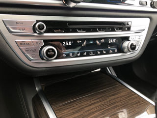 BMW 7 Series foto 16