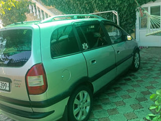 Opel Zafira foto 5