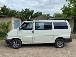 Volkswagen Multivan 8+1 locuri foto 2