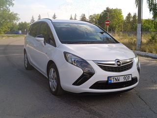 Opel Zafira foto 2