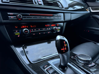 BMW 5 Series foto 14