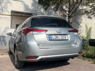 Toyota Auris foto 4