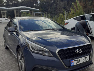 Hyundai Sonata foto 2