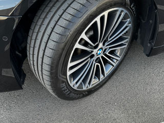 BMW 5 Series foto 5