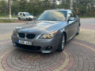 BMW 5 Series foto 10