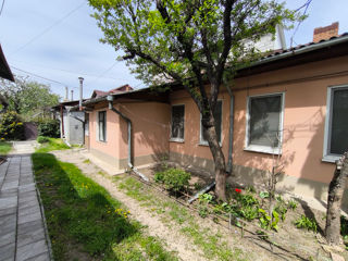 3-комн. кв., 72 м², 1/1 эт.