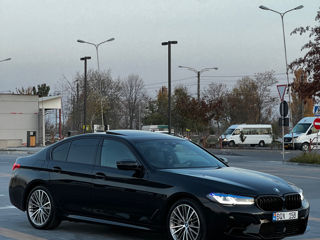 BMW 5 Series foto 3