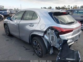 Lexus UX foto 13