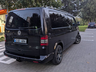 Volkswagen Caravelle foto 4