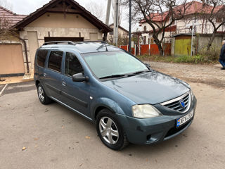 Dacia Logan foto 3