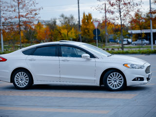 Ford Fusion foto 5