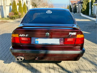 BMW 5 Series foto 3