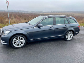 Mercedes C-Class foto 6