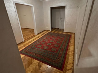 Apartament cu 3 camere, 70 m², Ciocana, Chișinău foto 1