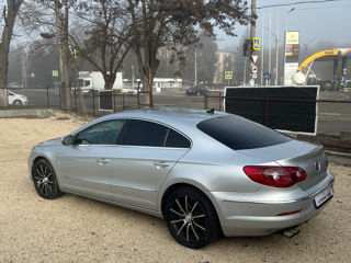 Volkswagen Passat CC foto 4