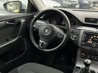 Volkswagen Passat foto 17