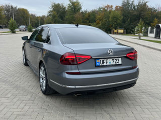 Volkswagen Passat foto 4