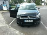 Volkswagen Touran foto 2