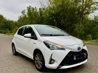 Toyota Yaris foto 2